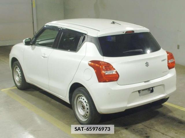 Suzuki SWIFT 2021-06 7933864-1