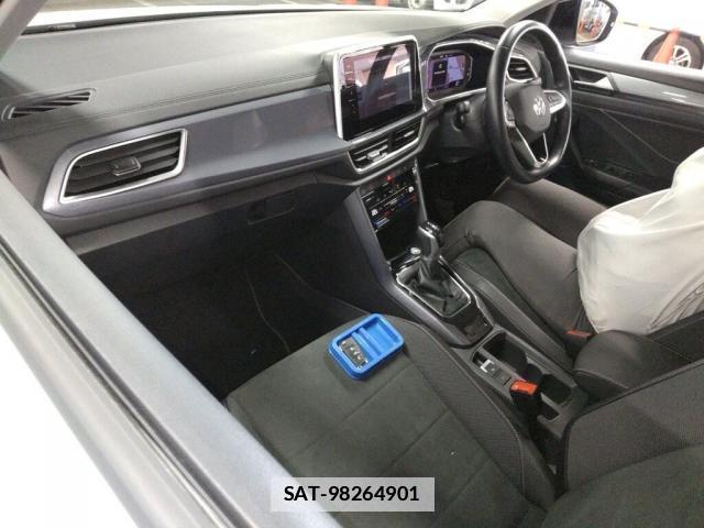 VolksWagen T-ROC 2024-08 7936000-2