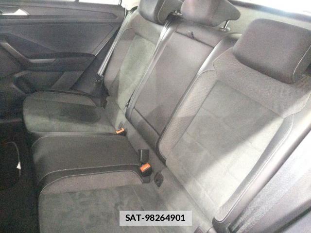 VolksWagen T-ROC 2024-08 7936000-3