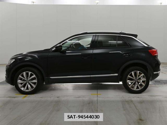 VolksWagen T-ROC 2022-05 7936028-8