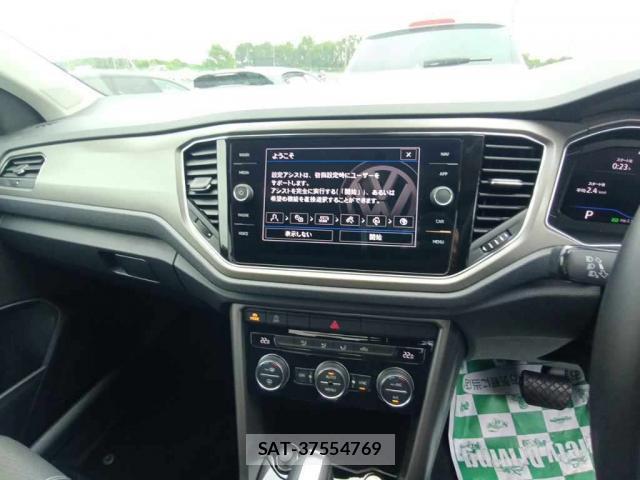 VolksWagen T-ROC 2020-10 7936032-2