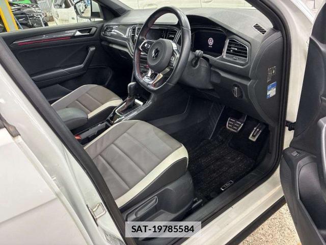 VolksWagen T-ROC 2021-09 7936475-4