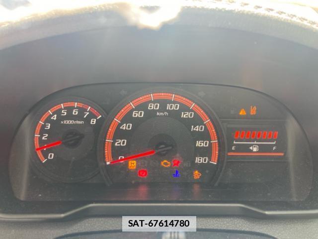 Toyota TANK 2017-09 7935617-16