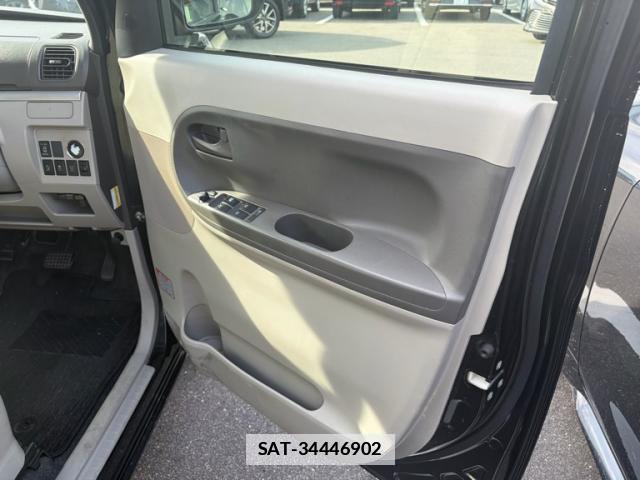 Daihatsu TANTO 2014-01 7934006-8