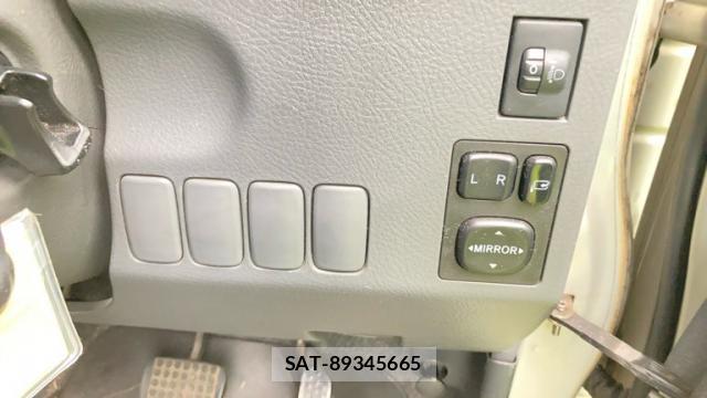 Daihatsu TANTO 2007-02 7936703-15