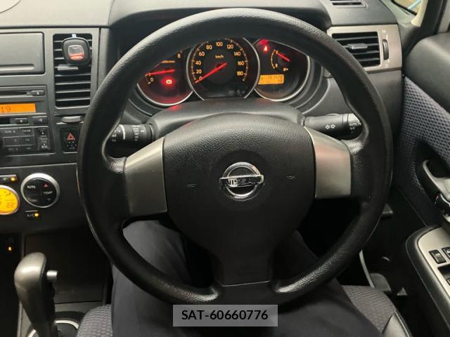 Nissan TIIDA 2004-10 7934681-11
