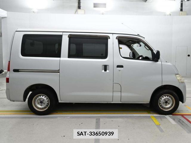 Toyota TOWNACE VAN 2015-10 7936141-10