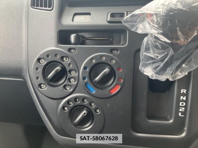 Toyota TOWNACE VAN 2015-07 7936281-12
