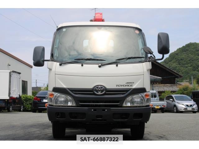 Toyota TOYOACE 2015-05 7933821-1