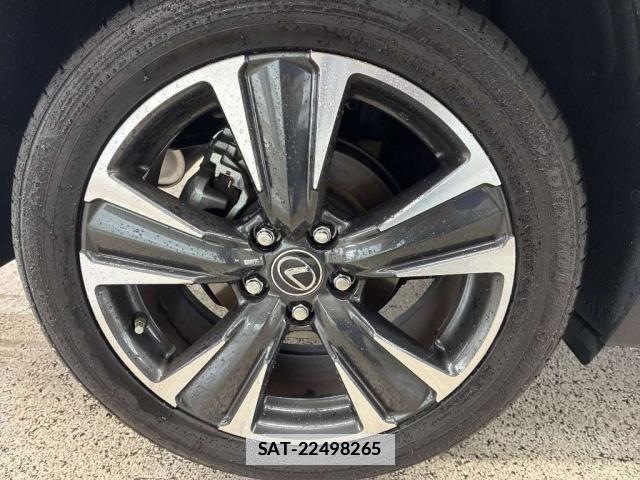 Lexus UX 2023-06 7933872-4
