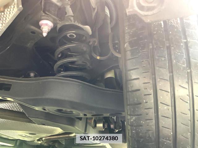Lexus UX 2022-07 7934743-19