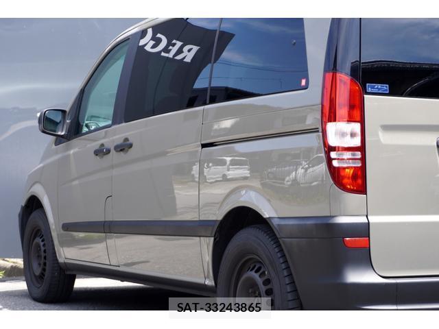 Mercedes Benz V-CLASS 2011-05 7937271-12