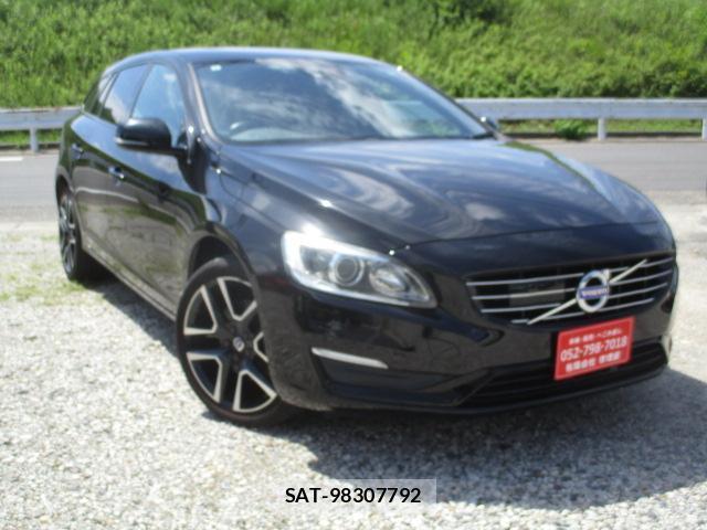 Volvo V60 2017-07 7934749-0