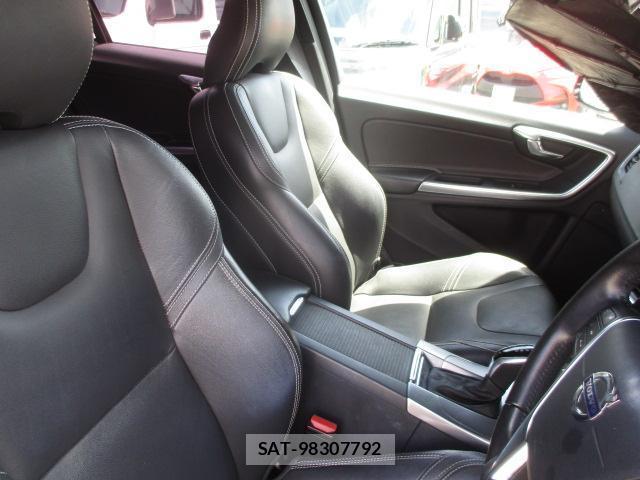 Volvo V60 2017-07 7934749-11