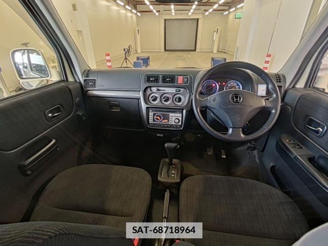Honda VAMOS 2013-03 7934998-2