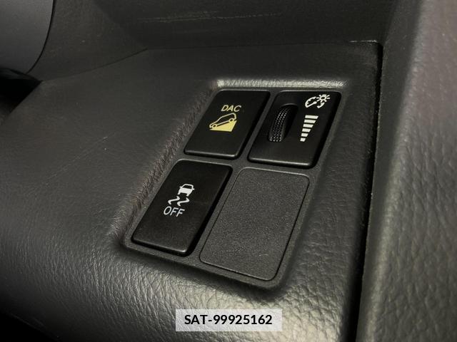 Toyota VANGUARD 2011-11 7935103-18