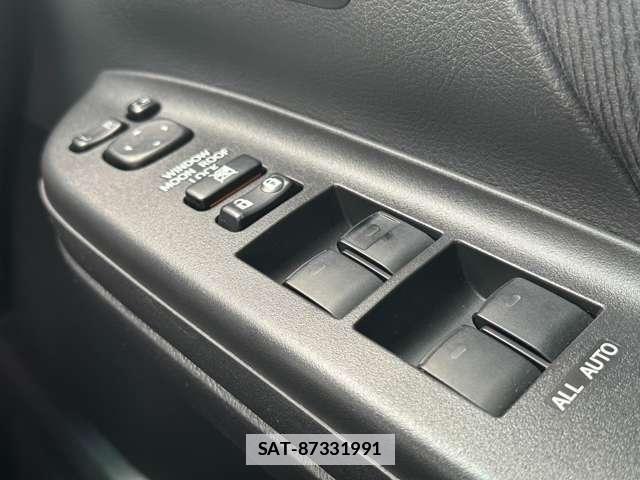 Toyota VELLFIRE 2011-03 7934139-16