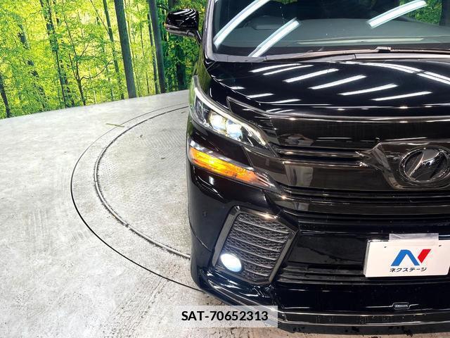 Toyota VELLFIRE 2017-07 7934737-12