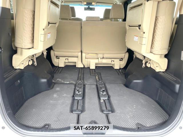 Toyota VELLFIRE 2017-06 7935259-10