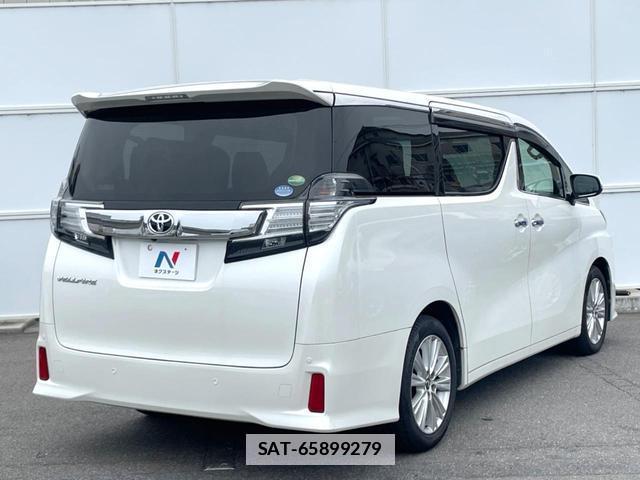 Toyota VELLFIRE 2017-06 7935259-16