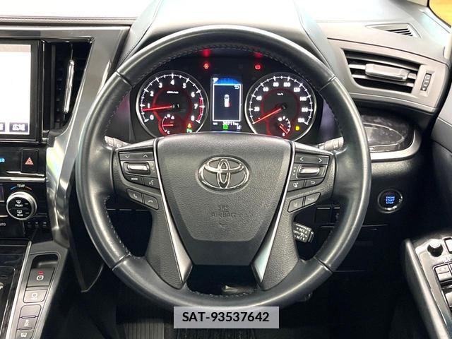 Toyota VELLFIRE 2019-02 7935583-11