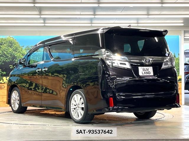 Toyota VELLFIRE 2019-02 7935583-17