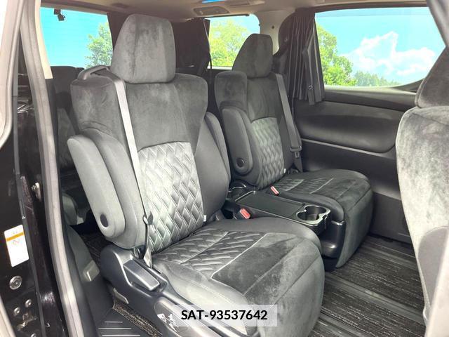 Toyota VELLFIRE 2019-02 7935583-8