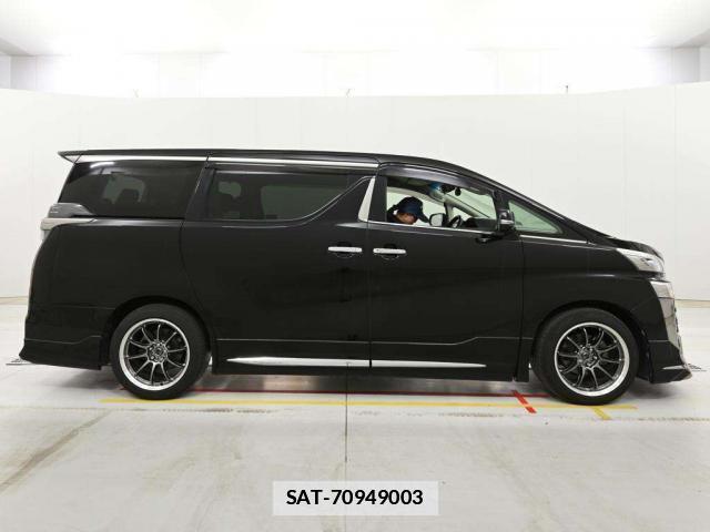 Toyota VELLFIRE 2018-07 7936156-11