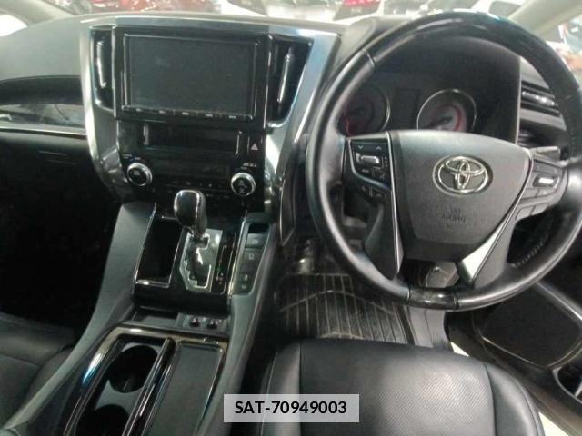 Toyota VELLFIRE 2018-07 7936156-4