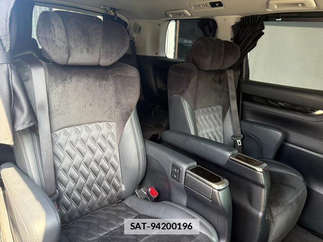 Toyota VELLFIRE 2016-04 7937033-8
