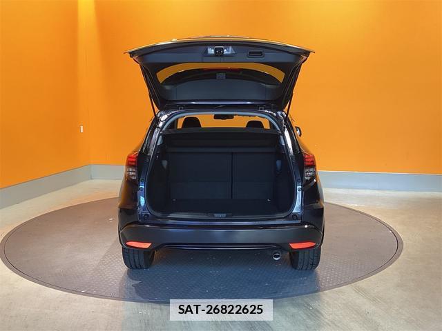 Honda VEZEL 2019-03 7933795-10