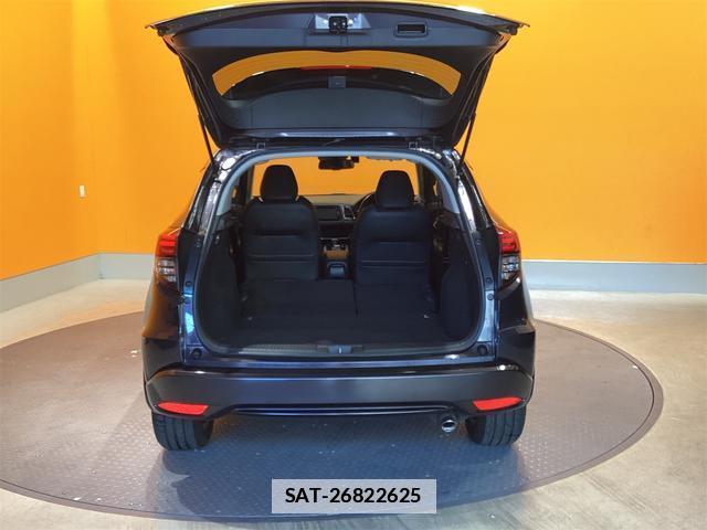 Honda VEZEL 2019-03 7933795-11