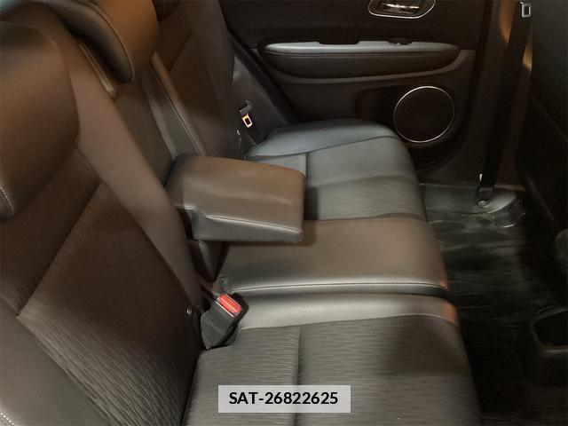 Honda VEZEL 2019-03 7933795-15