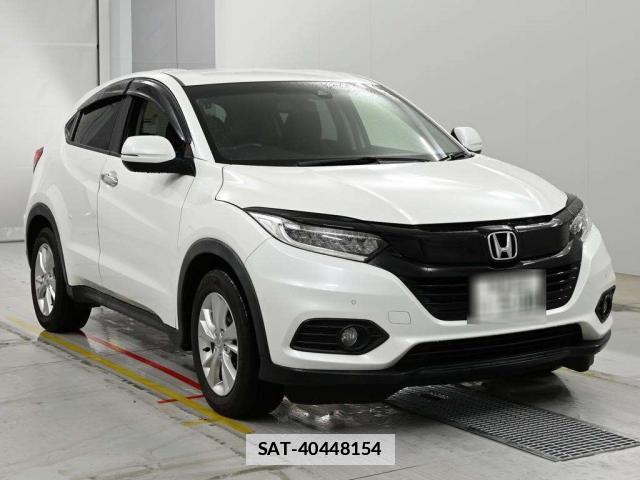 Honda VEZEL 2018-03 7933894-10