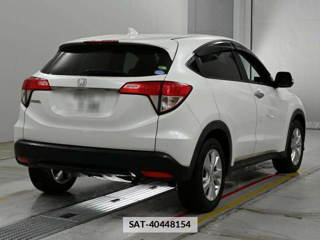 Honda VEZEL 2018-03 7933894-9
