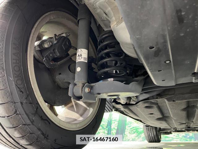 Honda VEZEL 2018-04 7935022-19