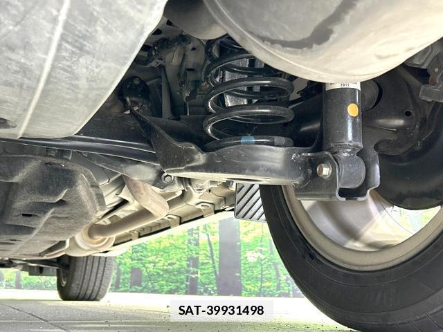 Honda VEZEL 2018-02 7935048-19
