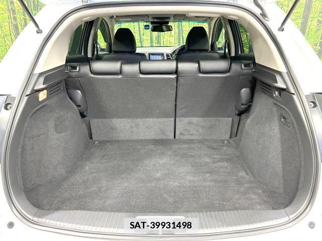 Honda VEZEL 2018-02 7935048-9