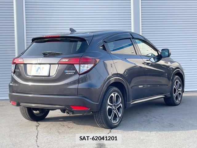 Honda VEZEL 2017-09 7935352-15