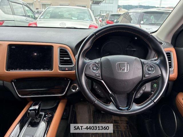 Honda VEZEL 2019-09 7936513-2