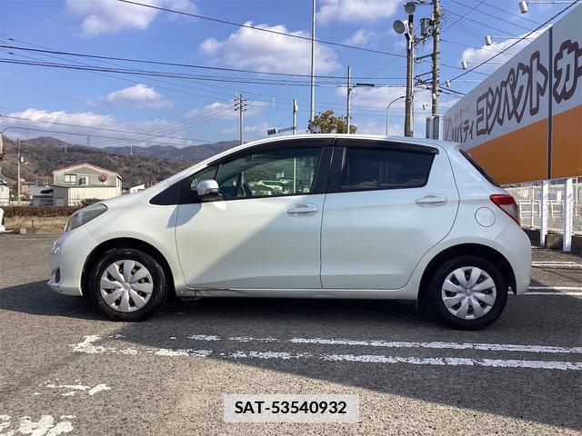 Toyota VITZ 2013-01 7933784-17