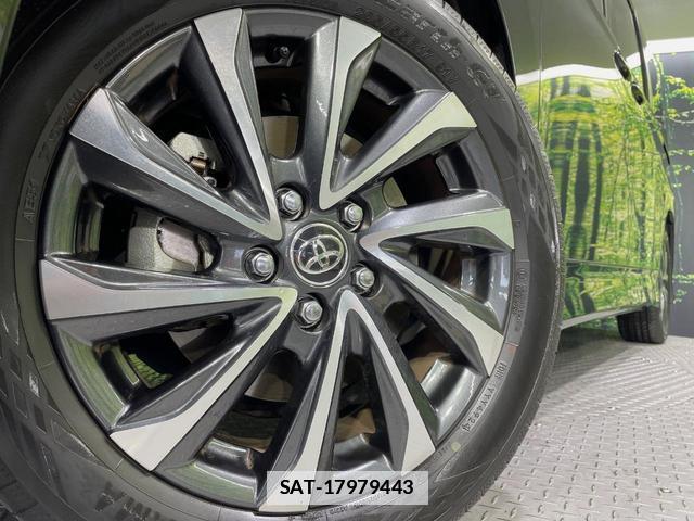 Toyota VOXY 2024-12 7934136-13