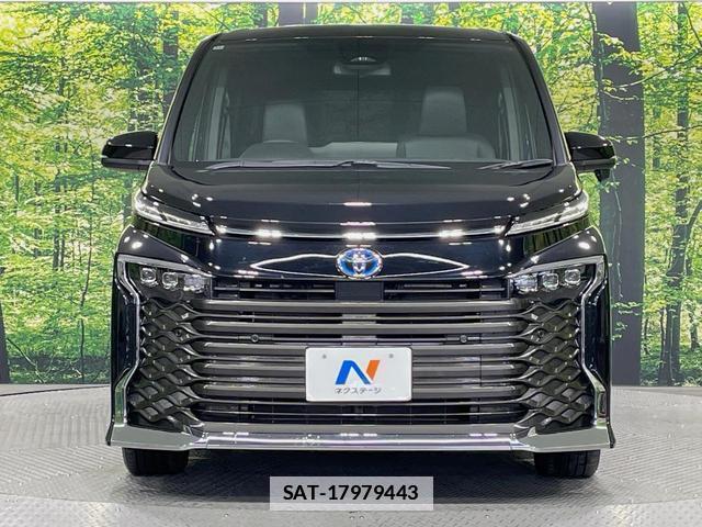 Toyota VOXY 2024-12 7934136-14