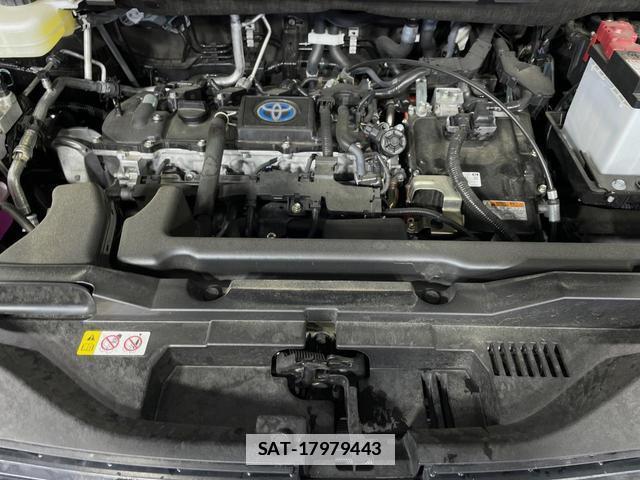 Toyota VOXY 2024-12 7934136-18