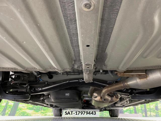 Toyota VOXY 2024-12 7934136-19