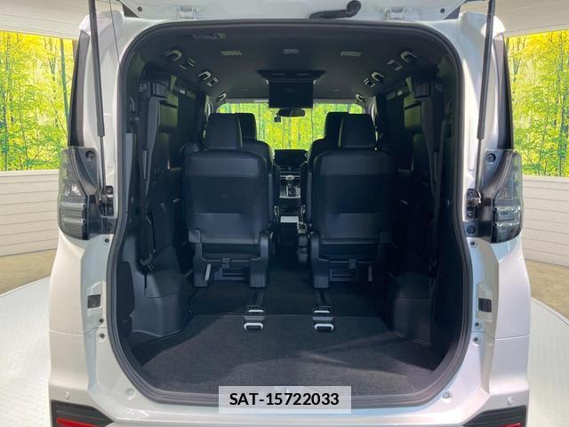 Toyota VOXY 2022-10 7934563-10