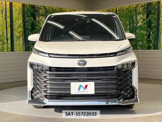 Toyota VOXY 2022-10 7934563-14