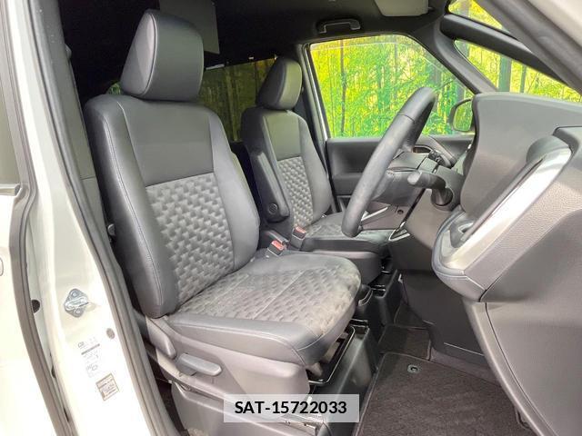 Toyota VOXY 2022-10 7934563-7