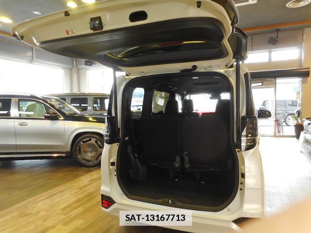Toyota VOXY 2026-05 7934666-18