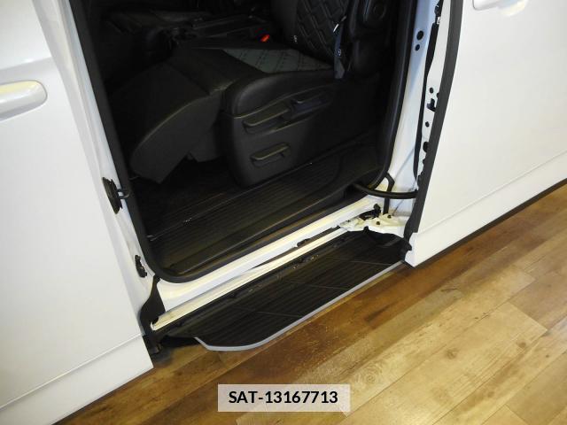 Toyota VOXY 2026-05 7934666-7